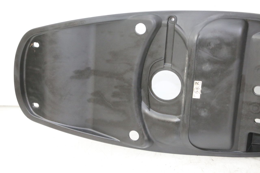 photo de COFFRE SELLE PEUGEOT TWEET PRO CARGO 50 (2018 - 2020)