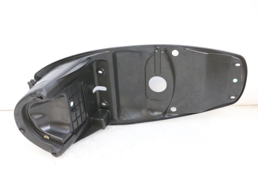 photo de COFFRE SELLE PEUGEOT TWEET PRO EFI 4T 50 (2021 - 2022)