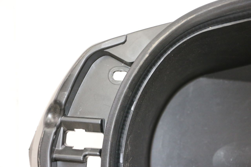 photo de COFFRE SELLE YAMAHA XMAX X-MAX 125 (2021 - 2025)