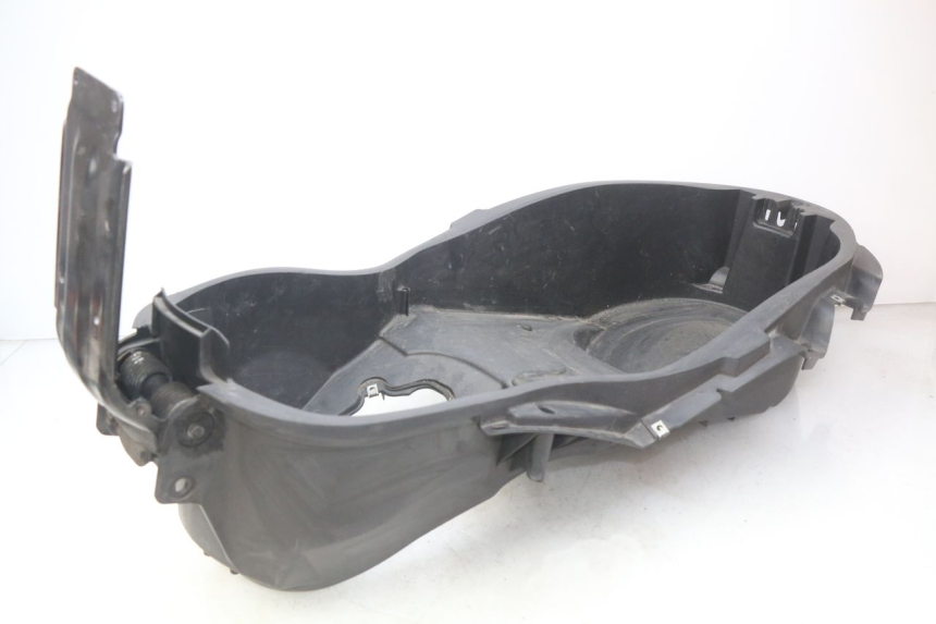 photo de COFFRE SELLE YAMAHA X-MAX XMAX 125 (2010 - 2014)