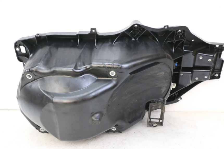 photo de COFFRE SELLE YAMAHA YP T-MAX TMAX 530 (2017 - 2020)