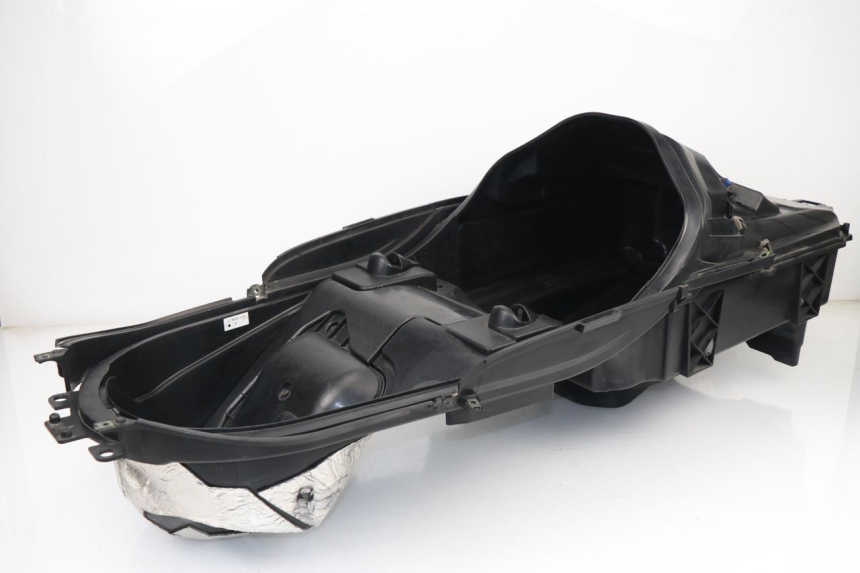 photo de COFFRE SELLE YAMAHA YP MAJESTY 400 (2004 - 2008)
