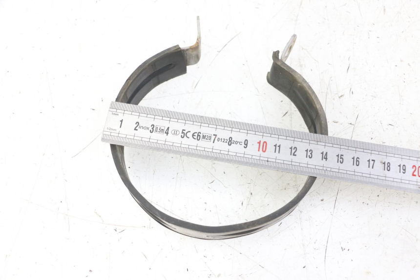 photo de COLLIER ECHAPPEMENT VONROAD YIBEN 125 (2006 - 2010) - Zoom état d’usage