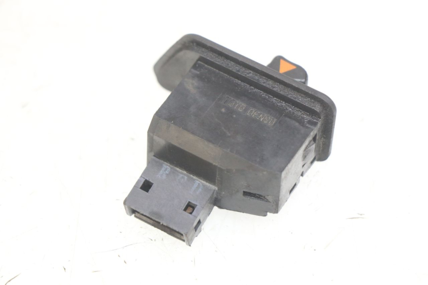 photo de COMMODO CLIGNOTANT HONDA FES PANTHEON 2T 125 (1998 - 2002)