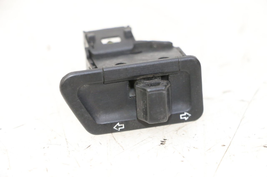 photo de COMMODO CLIGNOTANT SYM FIDDLE 2 50 (2008 - 2013)