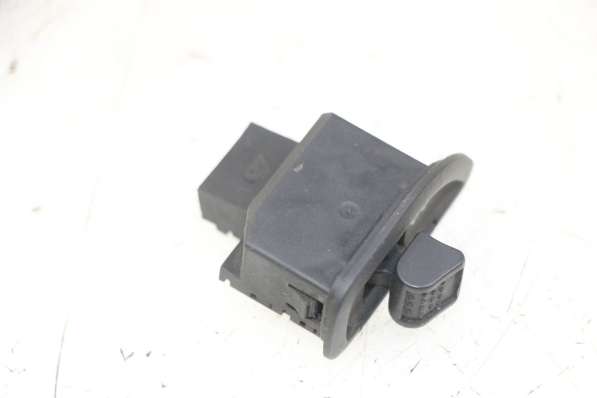 photo de COMMODO CLIGNOTANT PIAGGIO IE MP3 YOURBAN 300 (2011 - 2016)