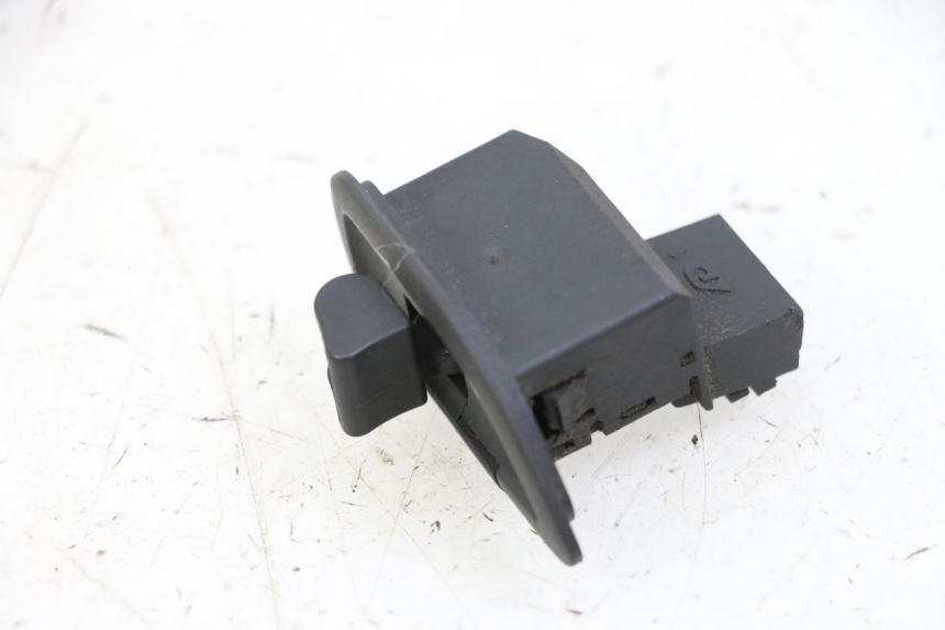 photo de COMMODO CLIGNOTANT PIAGGIO MP3 500 (2014 - 2016)