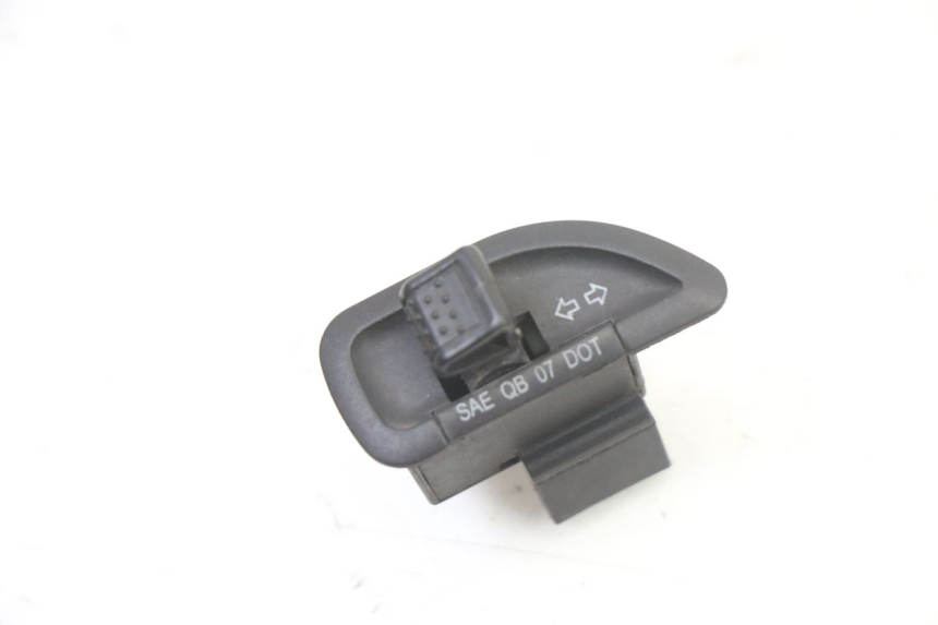 photo de COMMODO CLIGNOTANT PIAGGIO NRG POWER PUREJET 50 (2018 - 2021)