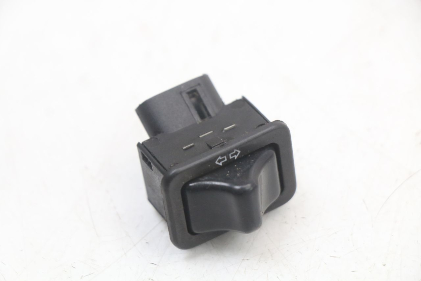 photo de COMMODO CLIGNOTANT PIAGGIO ZIP RST 50 (1996 - 1998)