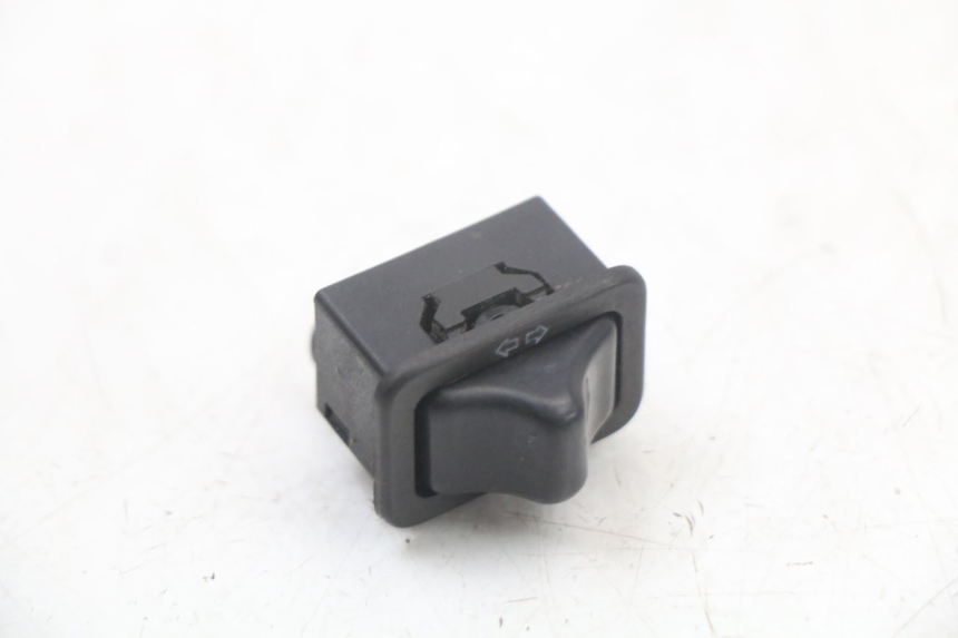 photo de COMMODO CLIGNOTANT PIAGGIO ZIP RST 50 (1996 - 1998)