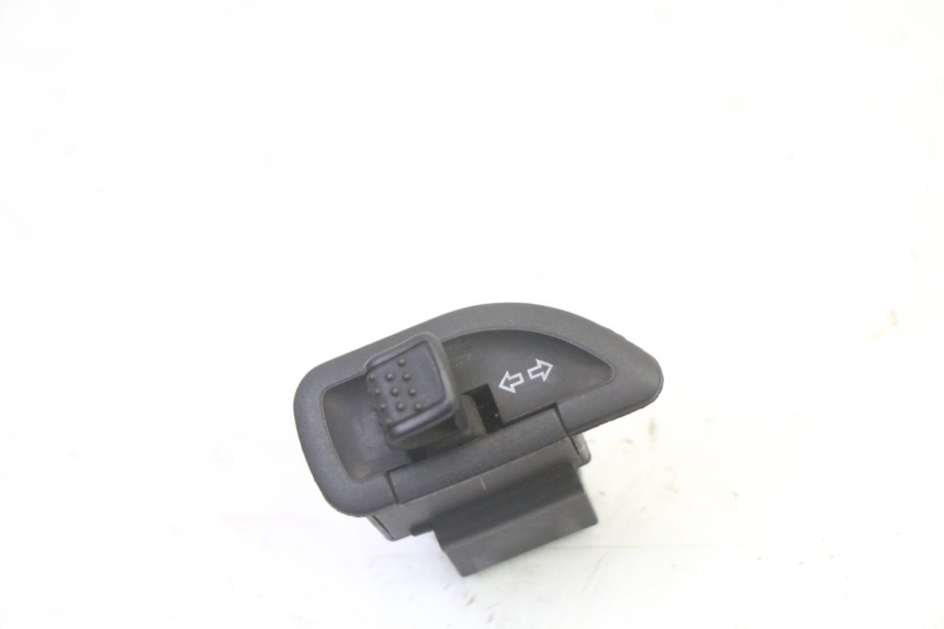 photo de COMMODO CLIGNOTANT PIAGGIO X9 EVOLUTION 125 (2003 - 2007)