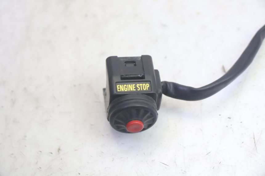 photo de COMMODO COUPE CONTACT KAWASAKI KXF KX-F 250 (2017 - 2019) - Zoom état d’usage