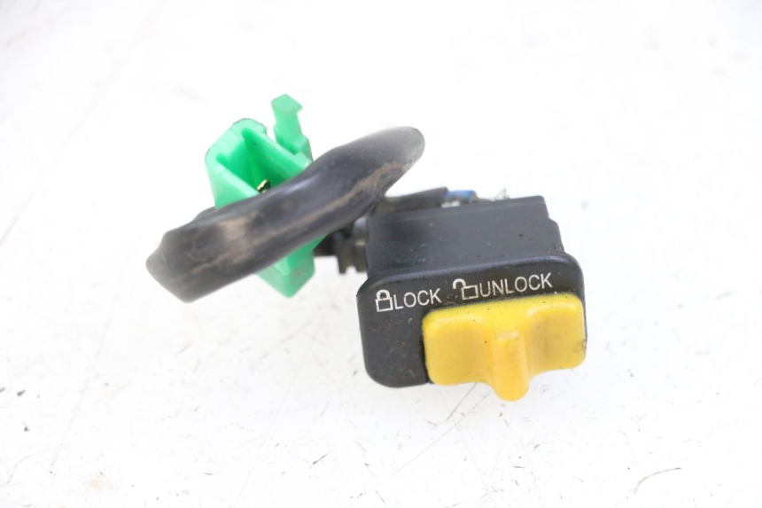 photo de COMMODO COUPE CONTACT PEUGEOT TWEET 4T 50 (2014 - 2019)