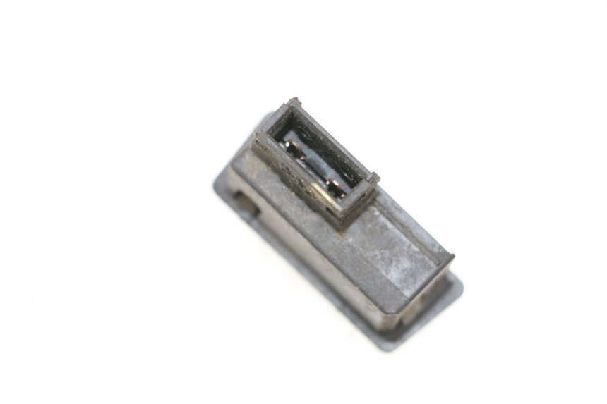 photo de COMMODO DEMARREUR YAMAHA XMAX X-MAX 125 (2006 - 2009) - Zoom état d’usage