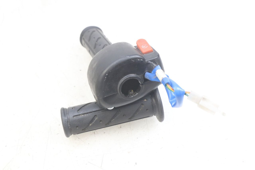 photo de COMMODO DROIT KYMCO AGILITY 4T 50 (2018 - 2022)