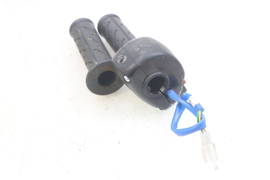 photo de COMMODO DROIT KYMCO AGILITY 4T 50 (2018 - 2022)