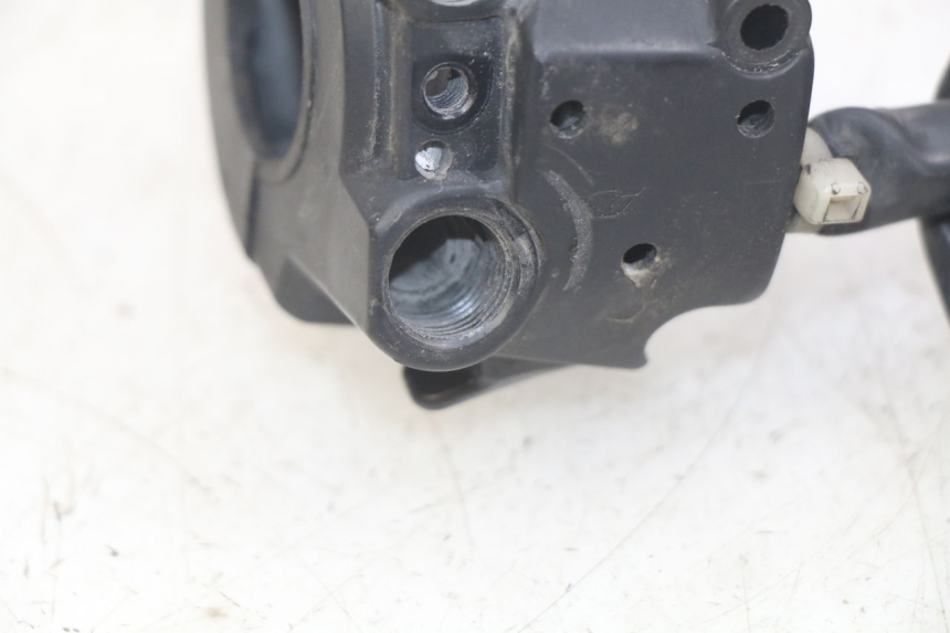photo de COMMODO DROIT SUZUKI BURGMAN 650 (2002 - 2004)