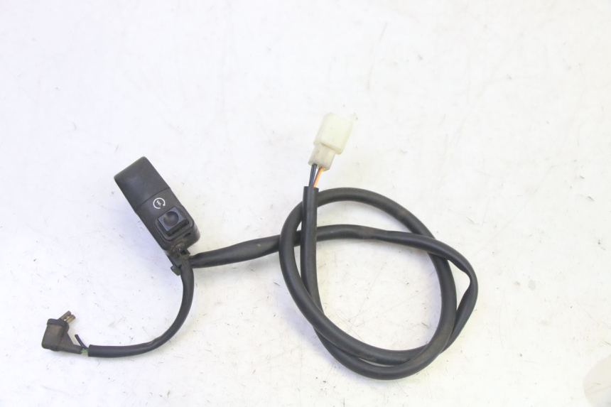 photo de COMMODO DROIT HONDA CBF 125 (2009 - 2015)