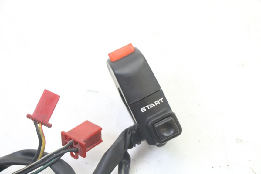 photo de COMMODO DROIT HONDA CBR RR FIREBLADE 900 (1992 - 1994)