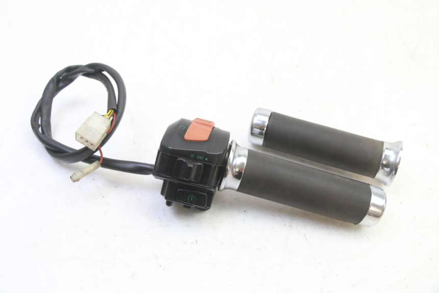 photo de COMMODO DROIT APRILIA CLASSIC 125 (1995 - 2001)