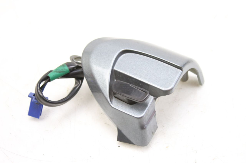 photo de COMMODO DROIT YAMAHA CYGNUS X INJECTION 125 (2007 - 2013)