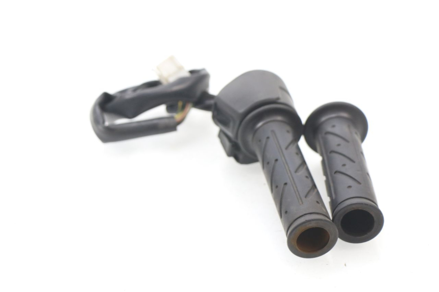 photo de COMMODO DROIT KYMCO DINK 4T 50 (2007 - 2018)