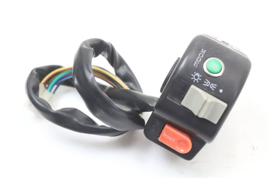 photo de Right handlebar switch E-MAX 80L 1 (2011 - 2014)