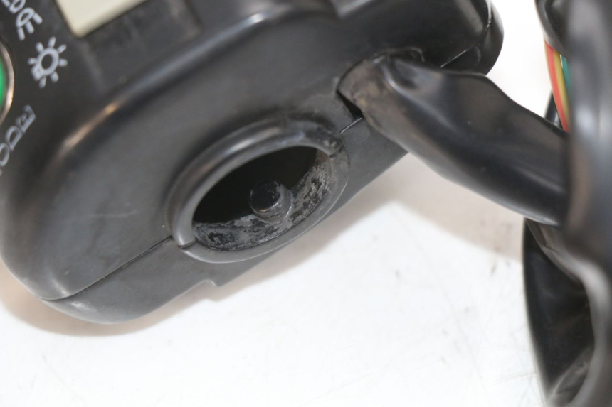 photo de Right handlebar switch E-MAX 80L 1 (2011 - 2014)