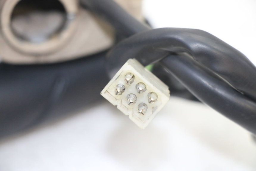 photo de COMMODO DROIT PEUGEOT ELYSEO 125 (1999 - 2004)