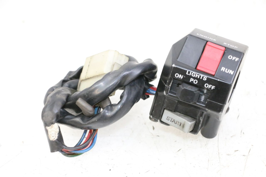 photo de COMMODO DROIT YAMAHA FJ 36Y 1100 (1984 - 1985)