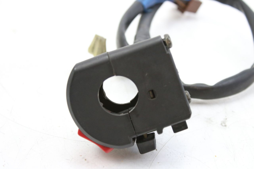 photo de COMMODO DROIT YAMAHA FZS FAZER 600 (1998 - 2001)