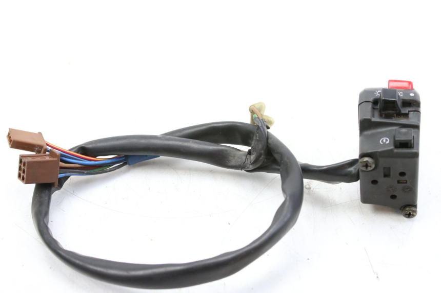 photo de COMMODO DROIT YAMAHA FZS FAZER 600 (1998 - 2001)