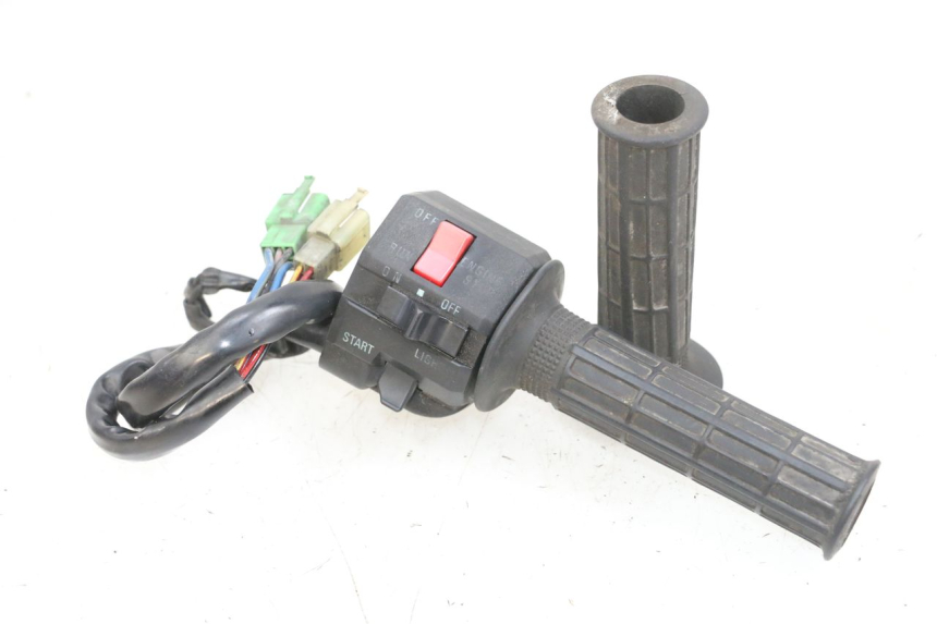 photo de COMMODO DROIT KAWASAKI GPX R WARBIRD 600 (1988 - 1993) - Vue principale