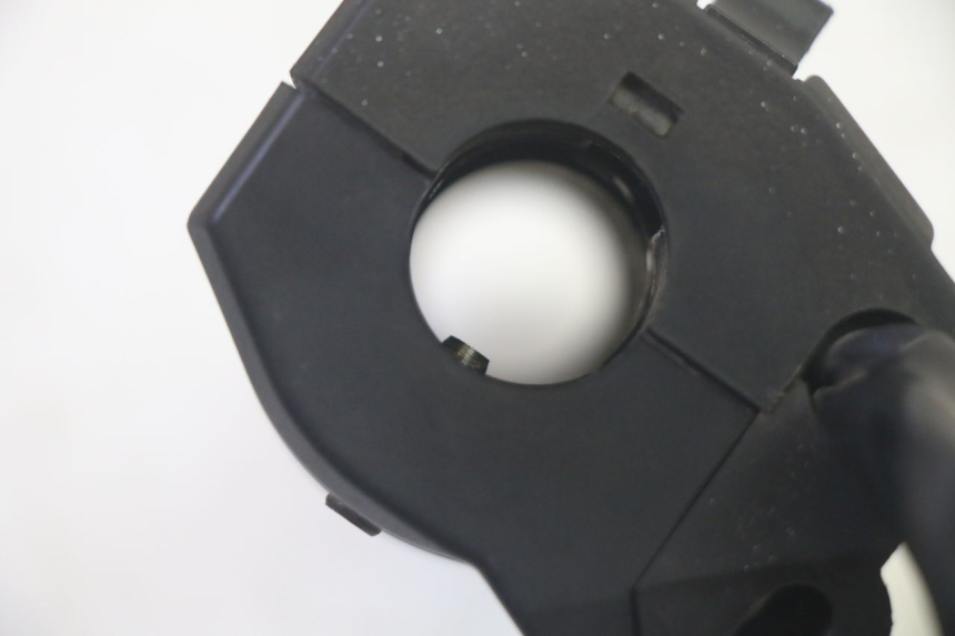 photo de COMMODO DROIT KAWASAKI GPZ RX 1000 (1986 - 1988) - Vue d’ensemble