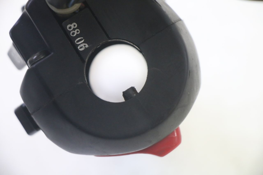 photo de COMMODO DROIT SUZUKI GSF N BANDIT 600 (1996 - 1999) - Vue d’ensemble