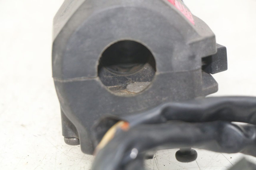 photo de COMMODO DROIT SUZUKI GSX-F GSX  F 1100 (1988 - 1994)