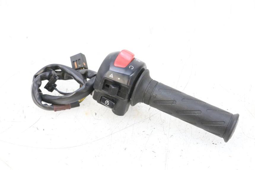 photo de COMMODO DROIT SUZUKI GSXR GSX-R 1000 (2003 - 2004) - Vue principale