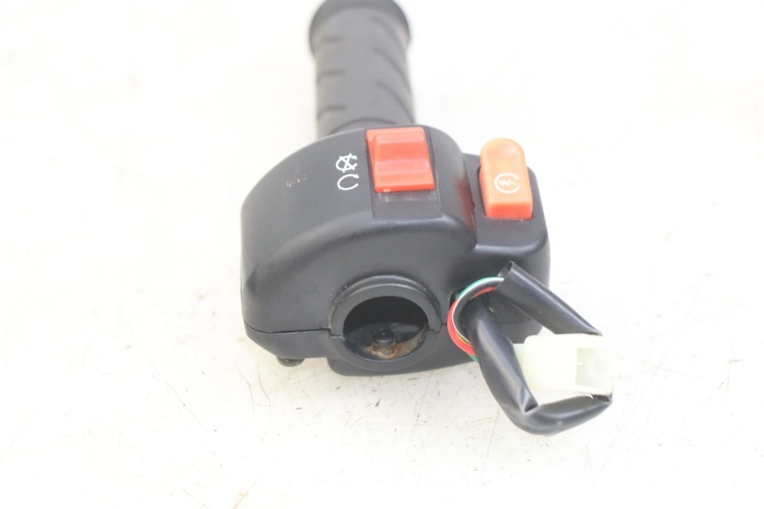 photo de COMMODO DROIT EUROCKA GTR 50 (2007 - 2017) - Zoom état d’usage