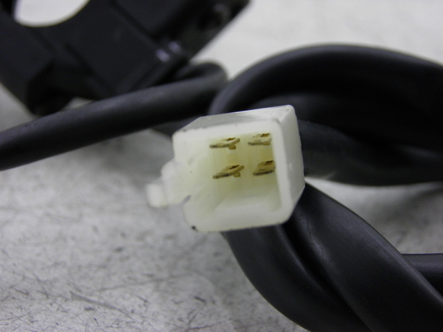 photo de COMMODO DROIT HONDA CBF 125 (2009 - 2015)