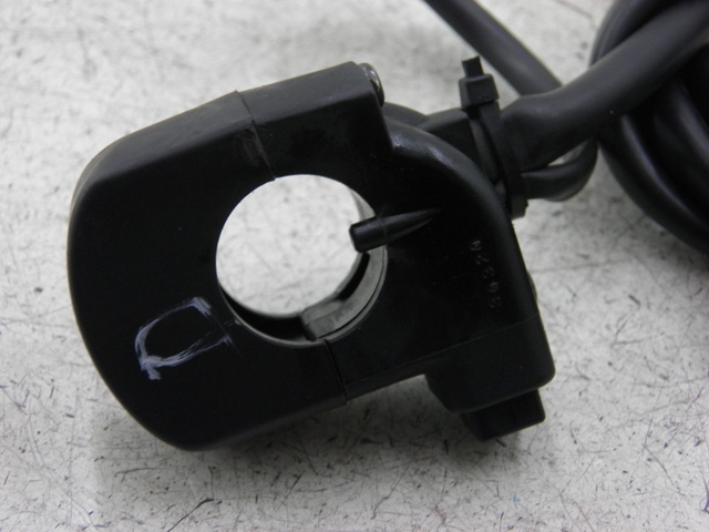 photo de COMMODO DROIT HONDA CBF 125 (2009 - 2015)