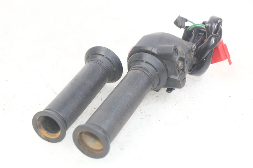 photo de COMMODO DROIT SYM JET SPORT XR 50 (2006 - 2015)