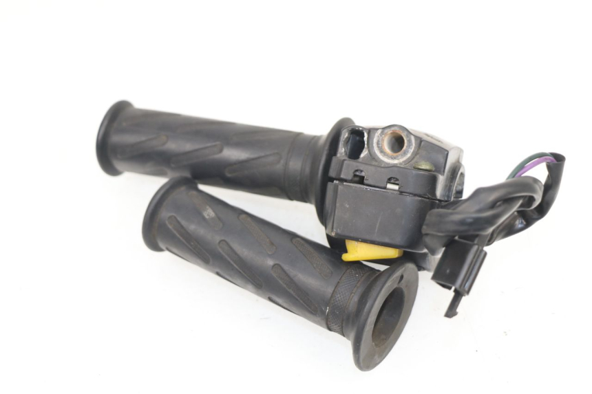 photo de COMMODO DROIT PEUGEOT KISBEE 2T 50 (2010 - 2017)