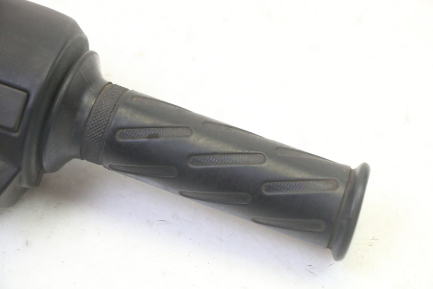 photo de COMMODO DROIT PEUGEOT KISBEE 2T 50 (2010 - 2017)