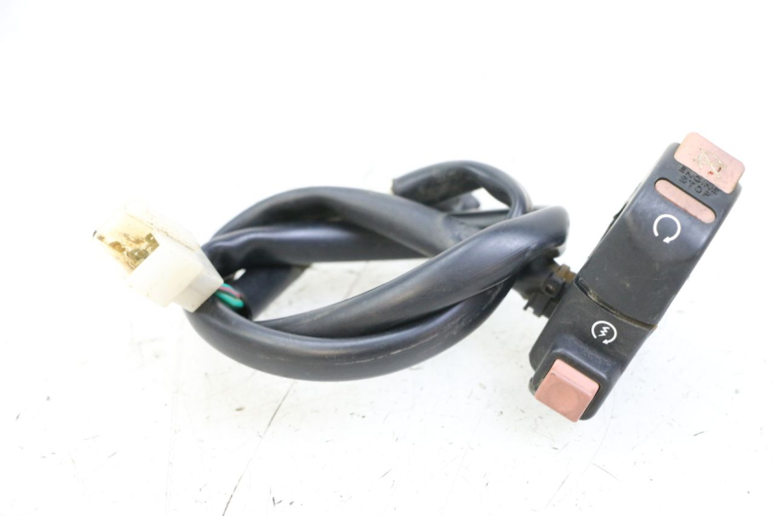 photo de COMMODO DROIT KYMCO STRYKER OFF ROAD 125 (1999 - 2005)