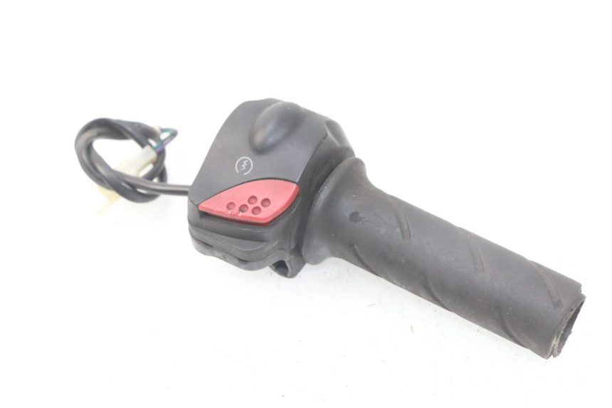photo de COMMODO DROIT PEUGEOT LUDIX 50 (2008 - 2017)