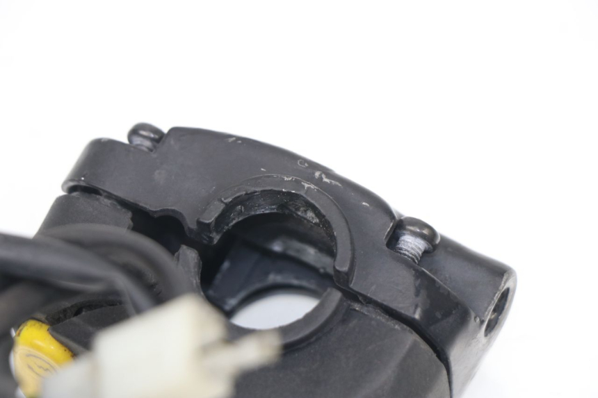 photo de COMMODO DROIT PEUGEOT LUDIX 50 (2008 - 2017)