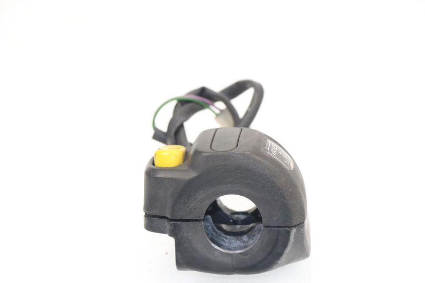 photo de COMMODO DROIT PEUGEOT LUDIX 50 (2008 - 2017)