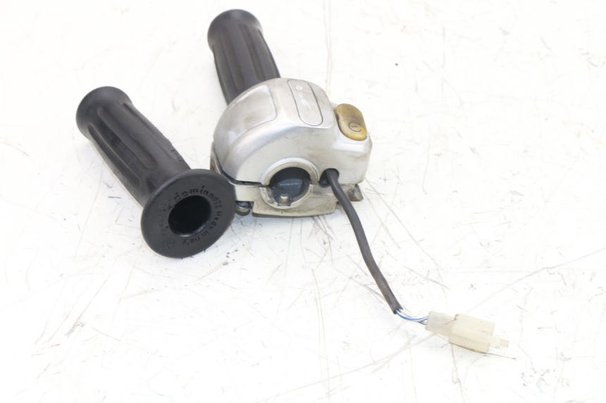 photo de COMMODO DROIT MBK FLIPPER 50 (2004 - 2012)