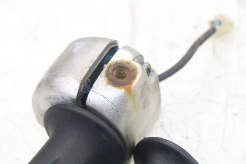 photo de COMMODO DROIT MBK FLIPPER 50 (2004 - 2012)