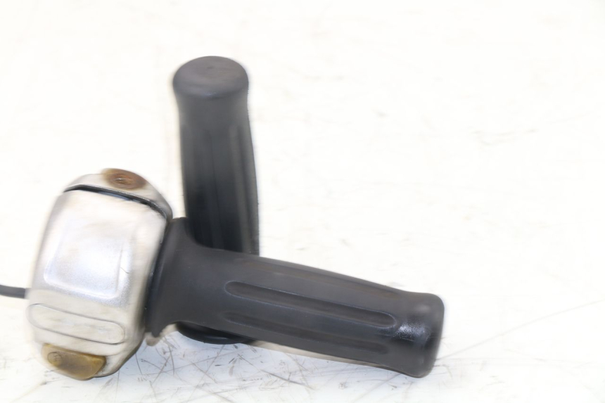 photo de COMMODO DROIT MBK FLIPPER 50 (2004 - 2012)